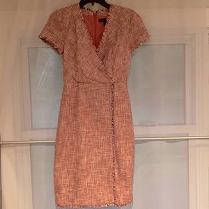 Beautiful pink tweed knee length Banana Republic dress. Size 0